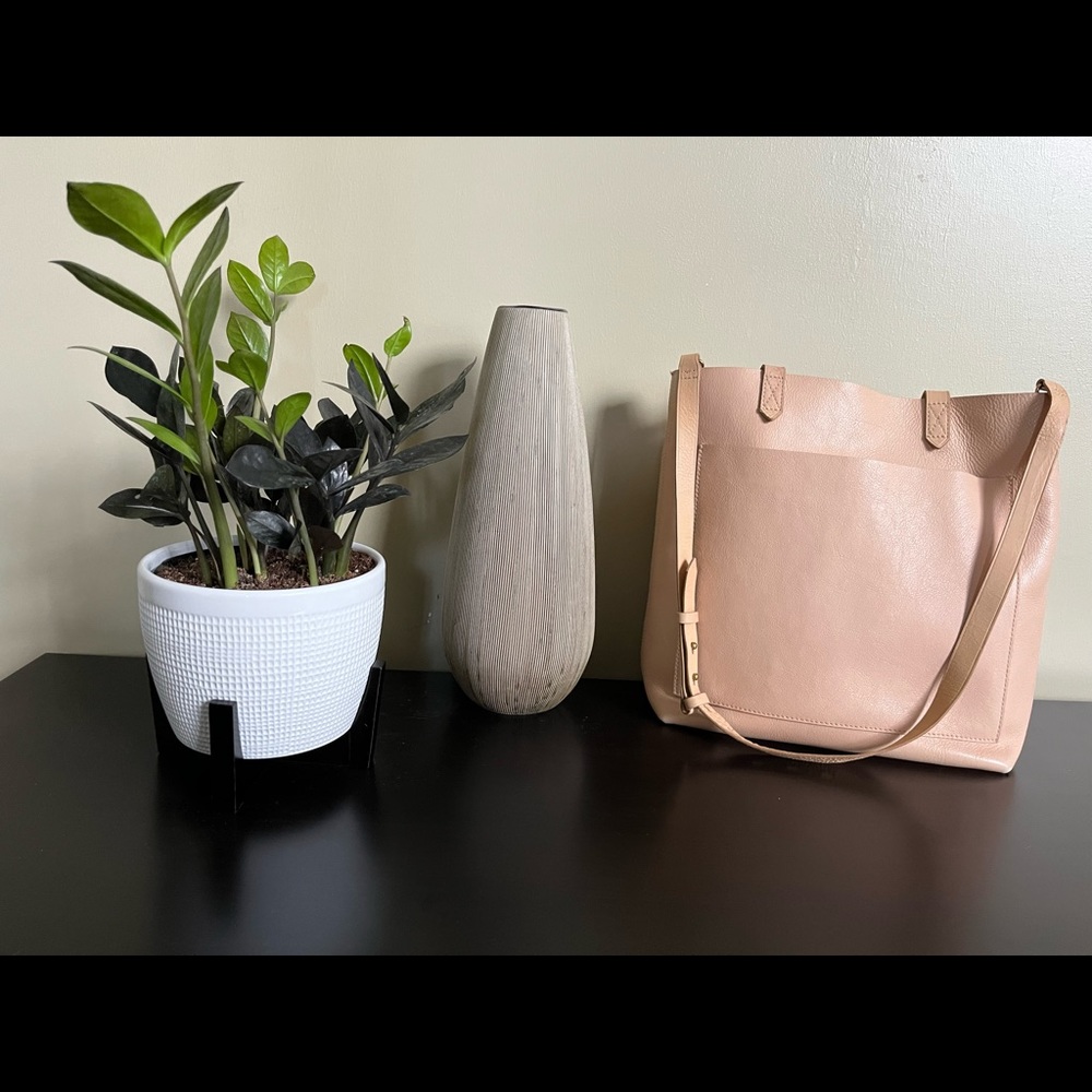 ** PRICE DROP** Madewell Medium Transport Tote: Linen/Vachetta Edition